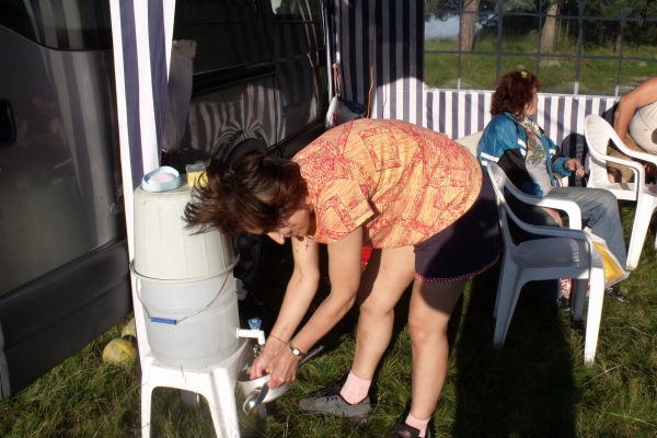 2010-071800100332310F57E-61F4-CD2A-A7F3-727E5EEF3404.jpg